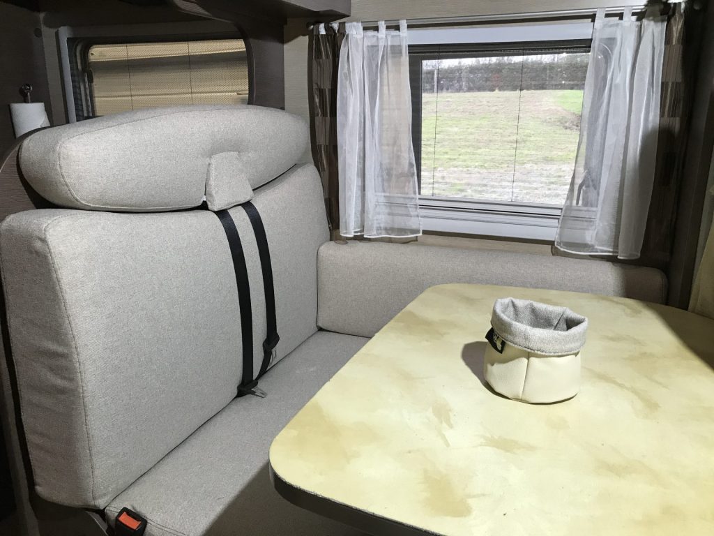 Sellerie pour camping-car ou décoration de camping-car : Kanoïz